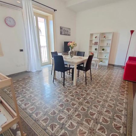 Casa Lia Al Centro Di Palermo Lägenhet Exteriör bild